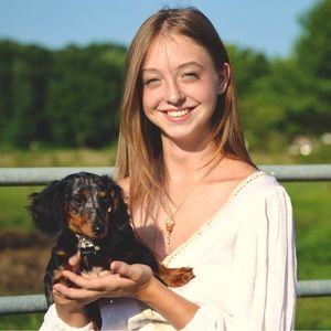 Meet your Posher, Macy